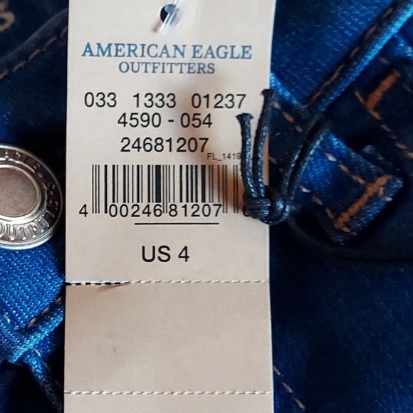 🆕 American Eagle High-Rise Shortie. Super Stretch. Size 4 - NWT - Picture 6 of 11